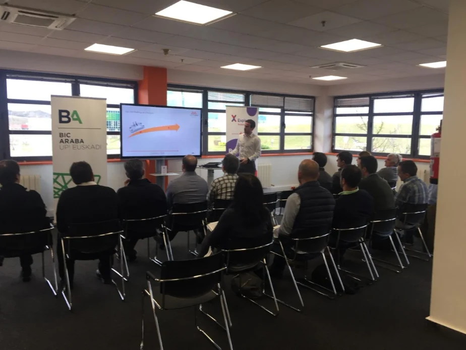 encuentro-fabricacion-activa-reunion